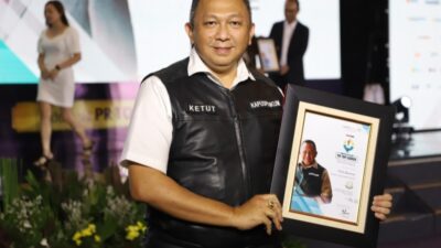 Dr. Ketut Sumedana Raih Penghargaan Indonesia
