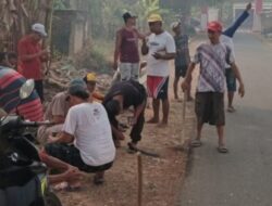 Cegah Banjir,  Desa Bagelen Bersama Masyarakat Giat Gotong Royong  