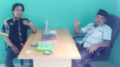 Bangun Sinergitas, Bendahara LSM GMBI Distrik Pesibar Silaturahmi ke Balai Pekon Pagar Dalam