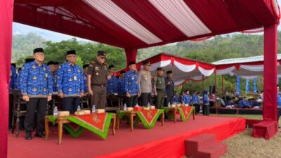 Kapolres Wonogiri hadiri puncak Peringatan HUT KORPRI, PGRI Dan Hari Guru