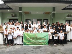 Persit KCK Koorcab Rem 044 PD II/Sriwijaya Peduli Yatim Piatu