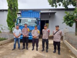 Polisi Perketat Gudang Penyimpanan Logistik KPU Kabupaten Pekalongan