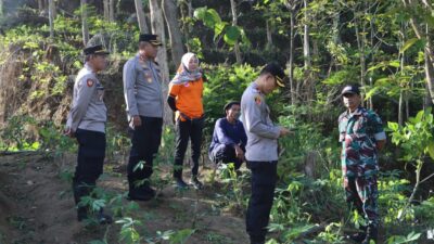 Proses Pencarian Korban Longsor, Kapolres Wonogiri Terjun Ke Lokasi Peristiwa