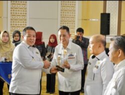 PRINGSEWU BORONG PENGHARGAAN KARTU PETANI BERJAYA AWARD 2023