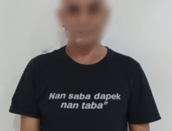 Kejari Jakarta Timur dan Tim Jaksa Penuntut Umum Kejati DKI Jakarta Terima Pelimpahan Tersangha Perkara Perpajakan