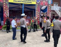 Pejabat Polres Pringsewu Kunjungi Pos Pengamanan Nataru