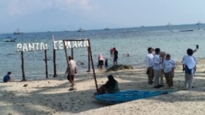 Tiket Terjangkau, Wisata Pantai Cemara Cocok untuk Keluarga