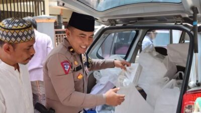 Jumat Berbagi, Polres Sukabumi Kota Tebar Ratusan Nasi Kotak