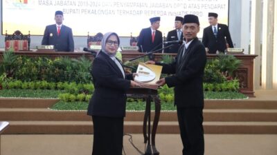 Eva Abdullah Dilantik Sebagai Pengganti Antar Waktu DPRD Kabupaten Pekalongan dari Fraksi Gerindra