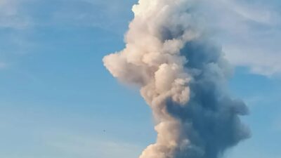 PVMBG Laporkan Terjadinya Letusan Gunung Duko yang Lontarkan Abu Vulkanik