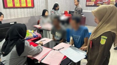Unit Reskrim Polsek KPN Limpahkan Tersangka Pelanggar UU Darurat Ke Kejaksaan