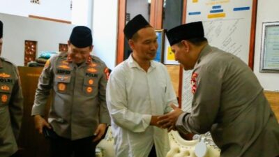 Dikunjungi Kaops NCS Polri, Gus Baha Doakan Pemilu 2024 Berlangsung Aman dan Damai