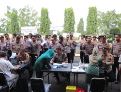 Polres Pekalongan Pastikan Kesehatan Personil Pengamanan TPS Pemilu 2024