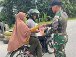 Dibulan Suci Ramadhan Satgas Pamtas RI-MLY Yonarmed 16/TK Pos Koki Balai Karangan Berbagi Takjil