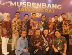 Musrembang Jabar 2024 ,Pemkab Sukabumi Terima Penghargaan Pembangunan Daerah