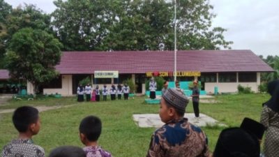 Upacara Bendera, SDN 8 Gelumbang Peringati Hari Pendidikan Nasional