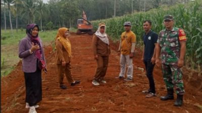Gunakan Dana Desa, Titin Agustina Wujudkan Harapan Masyarakat Tri Tunggal Mulyo