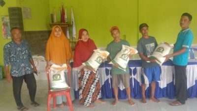 Pemerintah Pekon Sidodadi Pagelaran Salurkan Bantuan Beras Tahap IV untuk 222 KPM