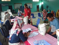 Pekon Margodadi Salurkan Bantuan Beras Tahap lV