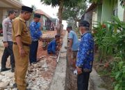 Dana Desa Pekon Podosari Bangun Drainase Dusun 03