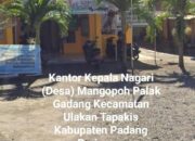 Jalan Rusak Parah Sudah 15 Tahun Lebih Dibiarkan Tak Pernah Ada Perbaikan Di Korong Palak Gadang Nagari Mangopoh Palak Gadang Kecamatan Ulakan Tapakis Kabupaten Padang Pariaman”