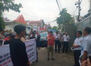 Aksi Damai Di Kantor Gubernur Sumsel , Lembaga SIRA Minta Hentikan Aktivitas PT.BSP
