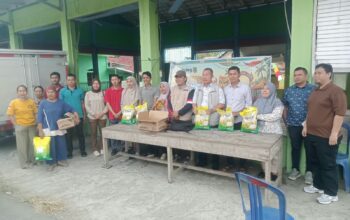 Dinas Perdagangan mengadakanPasar Murah di Desa Karang Tanding